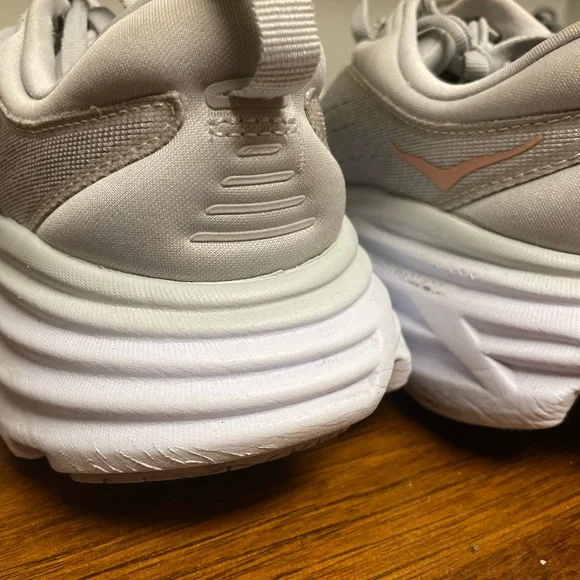 Hoka One One Bondi 8  Women's Athletic Shoes in gray size 6.5 - Picture 6 of 10